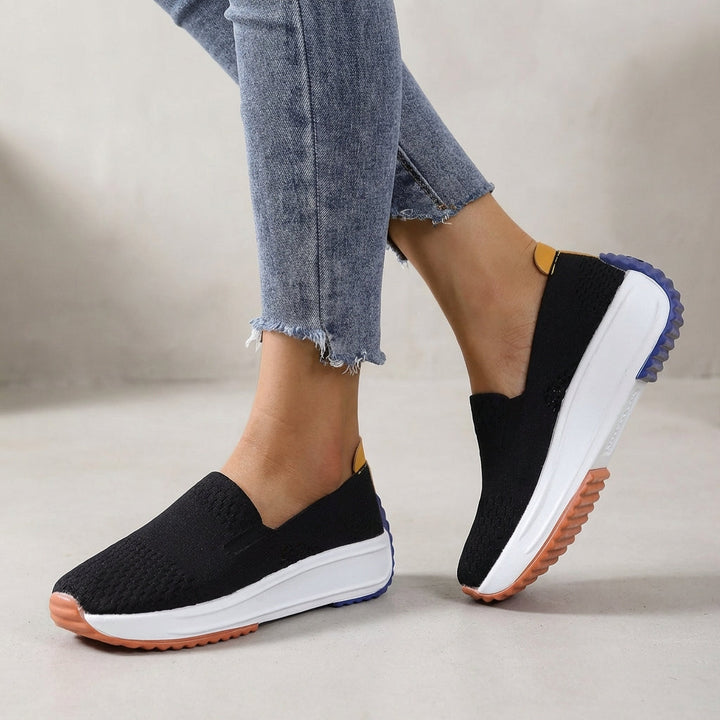 Duttini | Modern Knit Slip-On Platform Orthopedic Sneakers