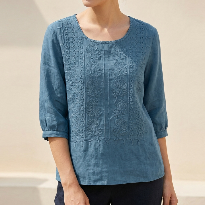 Duttini | Chic Relaxed Embroidered Blouse With Lace Trim And Pintuck Detail