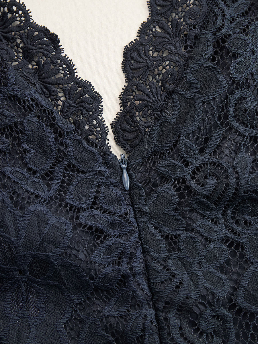 Duttini | Blue Lace Sleeveless Casual Dress