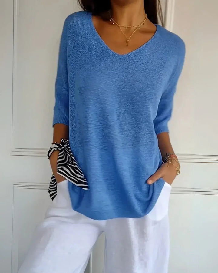 Duttini | Relaxed Fit V-Neck Tee