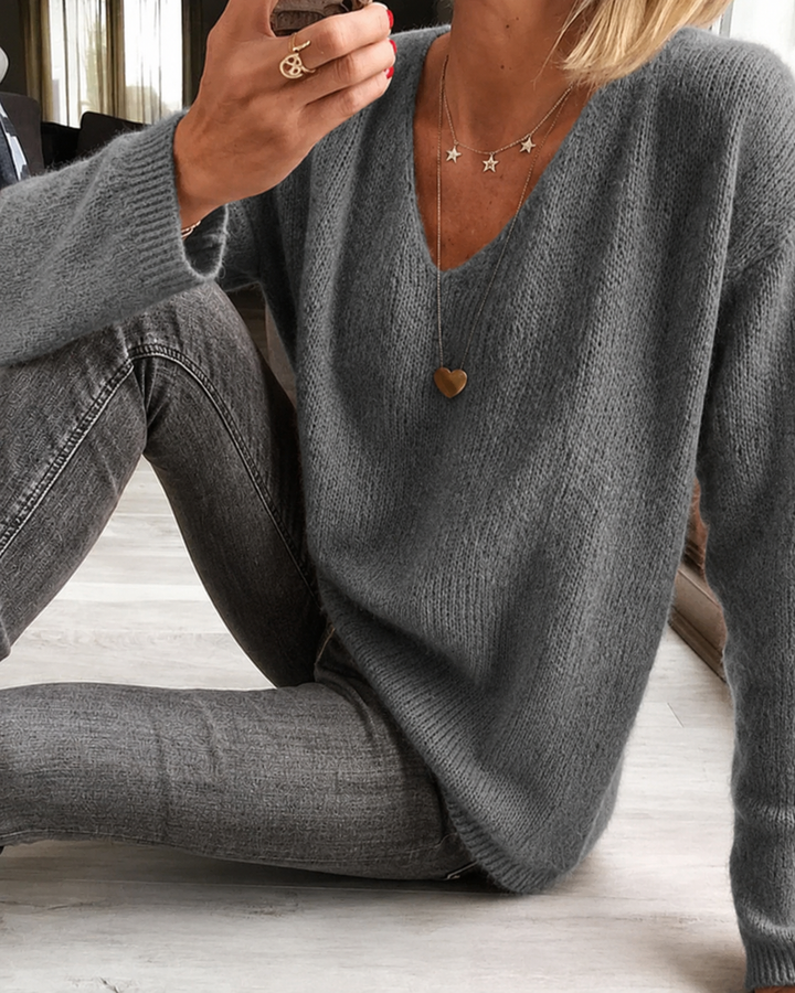 Duttini | Sculpted V Neck Long Sleeve Sweater Made to Turn Heads