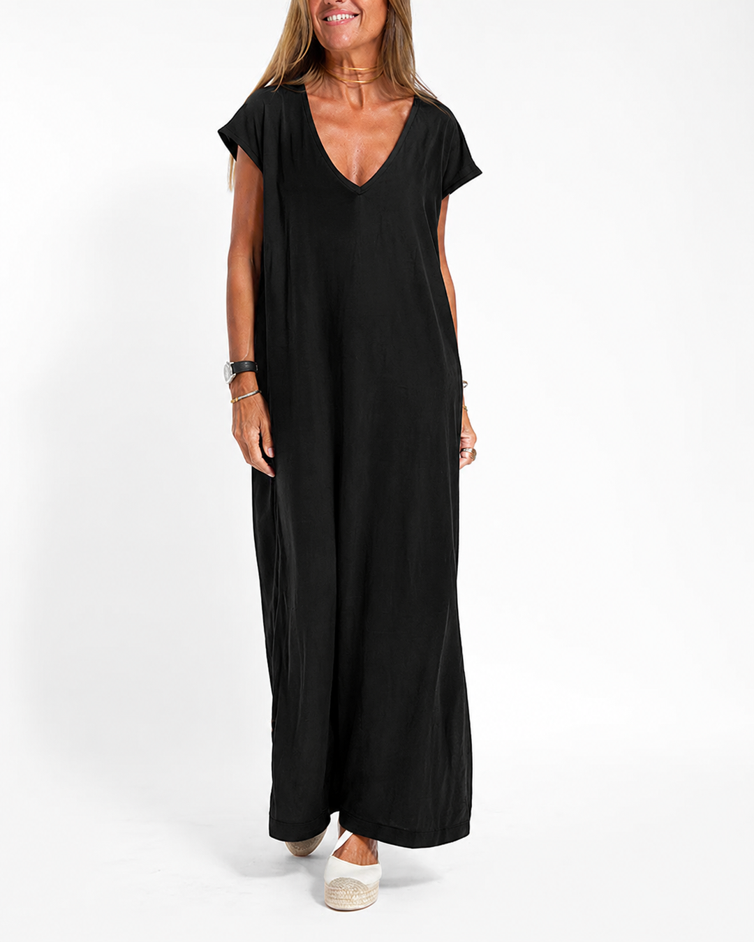 Duttini | Timeless V-Neck Short Sleeve Side Slit Maxi Dress