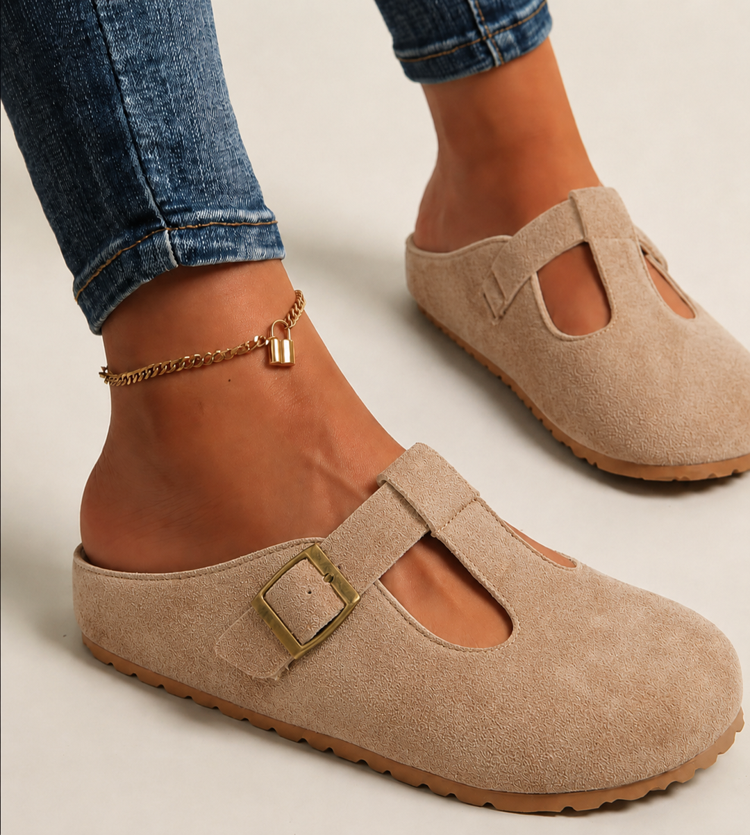 Duttini | Lightweight Yellow Buckle Clogs with Cushioned Support