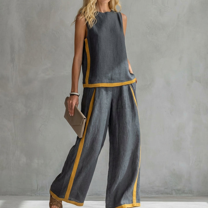 Duttini | Timeless Contemporary Sleeveless Two-Piece Set With Wide-Leg Trousers And Contrast Trim