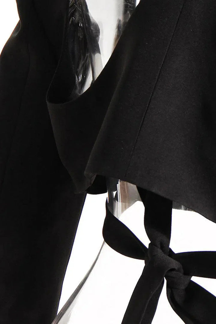 Duttini | Strong-shoulder cutout blazer
