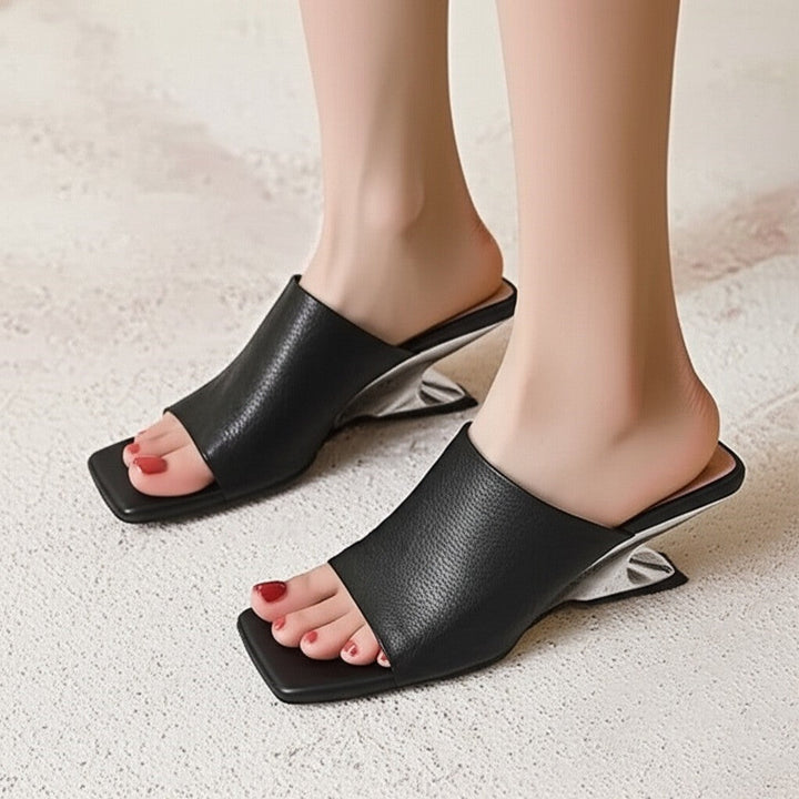 Duttini | Sculpted Mule