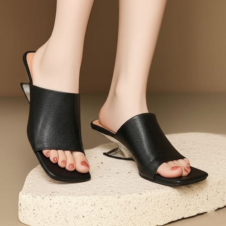 Duttini | Sculpted Mule
