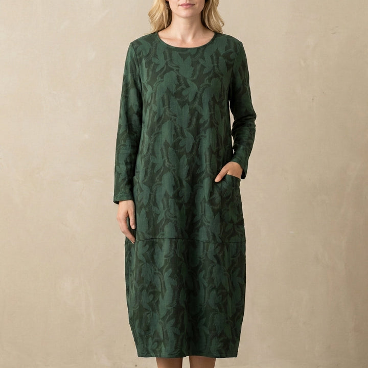 Duttini | Modern Relaxed Knit Maxi Dress With Textured Pattern And Patch Pockets