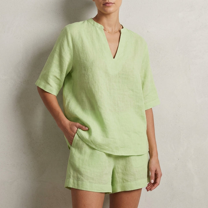 Duttini | Sculpted Relaxed Two-Piece Set With Split V-Neck Top And Wide-Leg Shorts