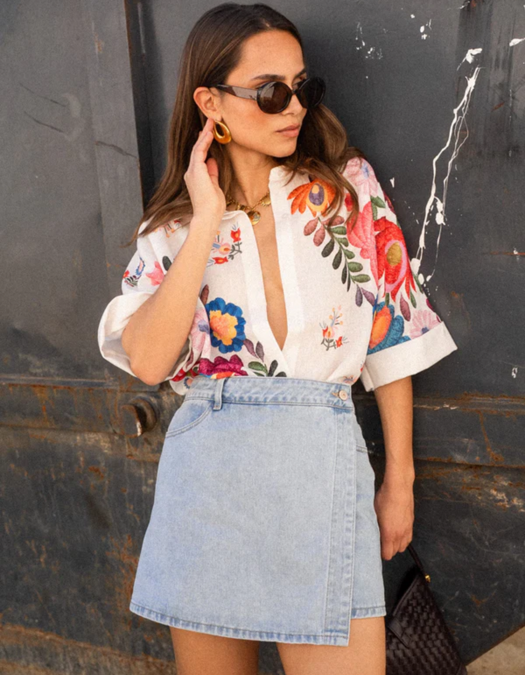 Duttini | Floral Embroidery Linen Blouse