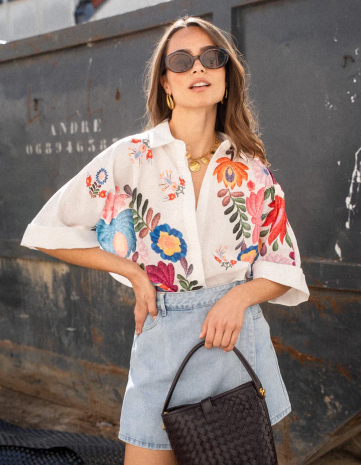 Duttini | Floral Embroidery Linen Blouse