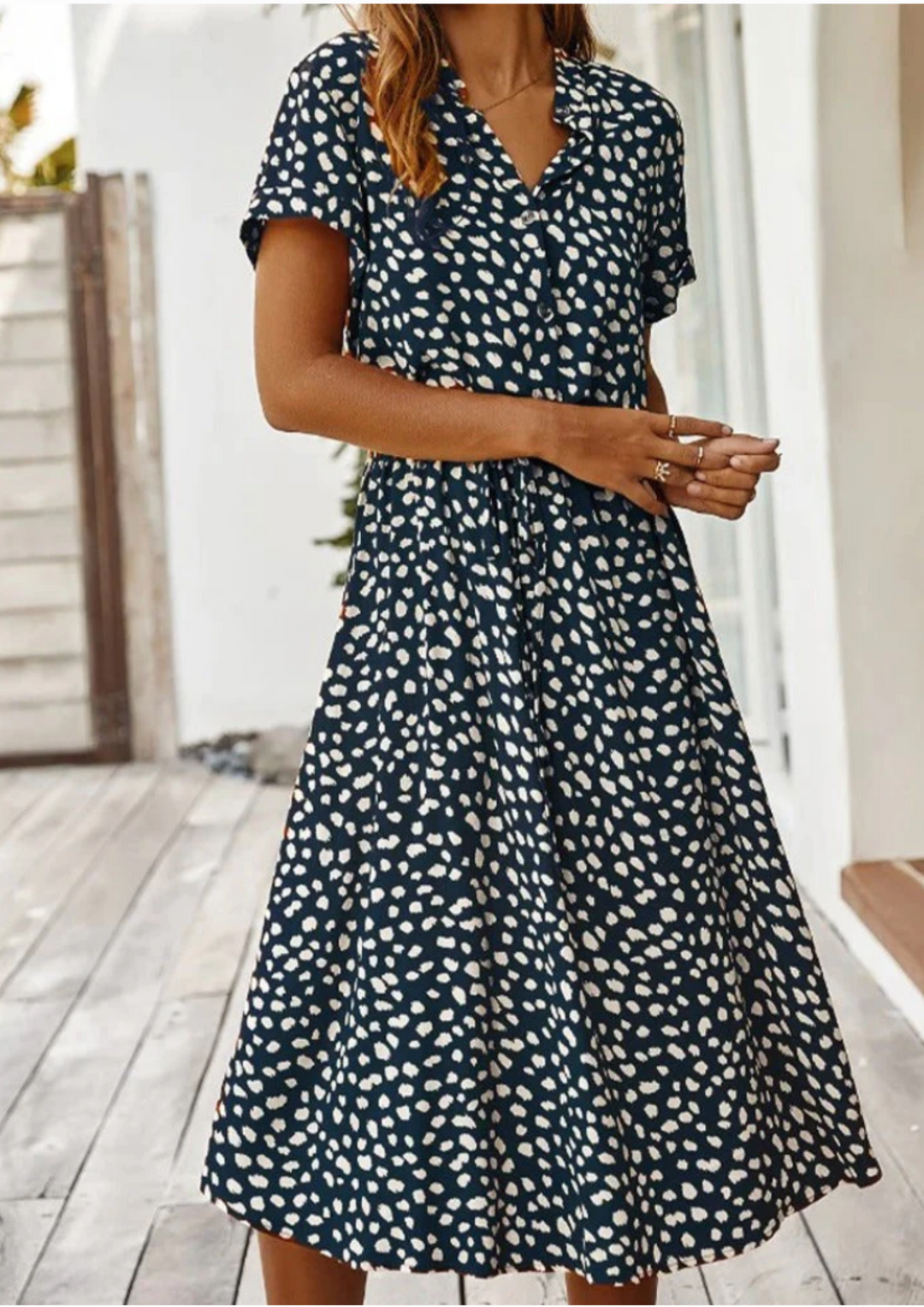 Duttini | Feminine Spotted Print Button-Down Midi Dress