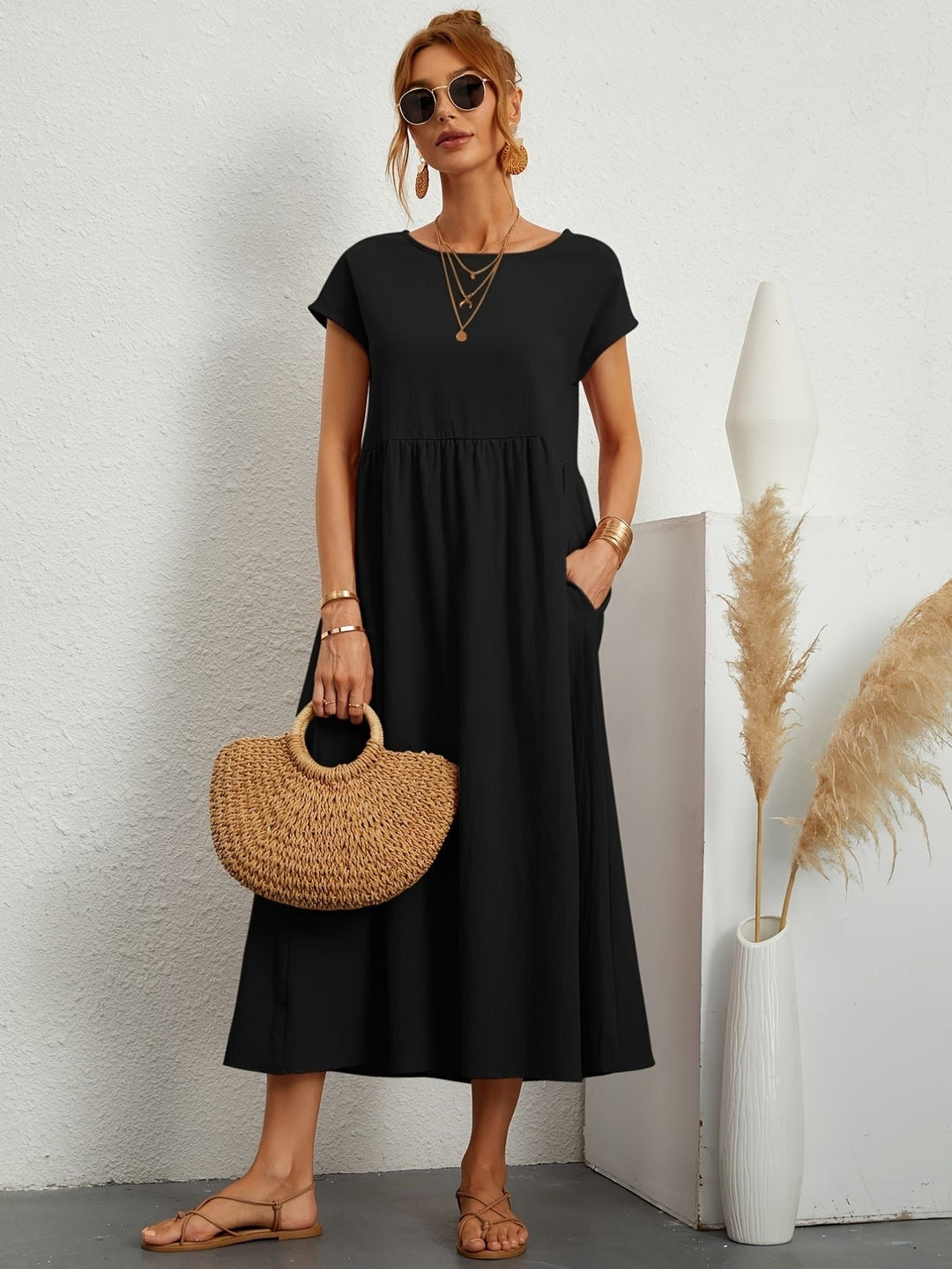 Duttini | Elegant Lightweight Dress Made to Turn Heads
