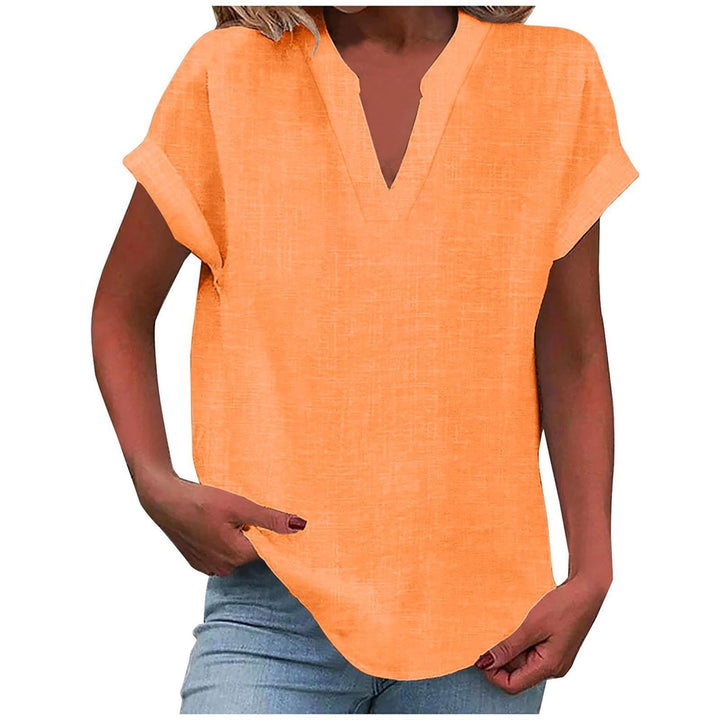 Duttini | Refined Relaxed V-Neck Blouse with a Timeless Finish