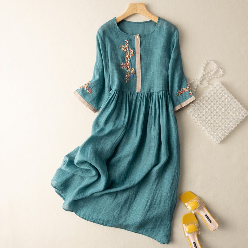 Duttini | Romantic Pattern Relaxed Midi Dress in a Flattering Cut