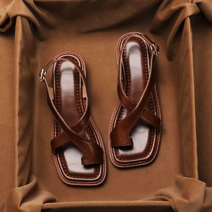 Duttini | Leather Cross Sandals