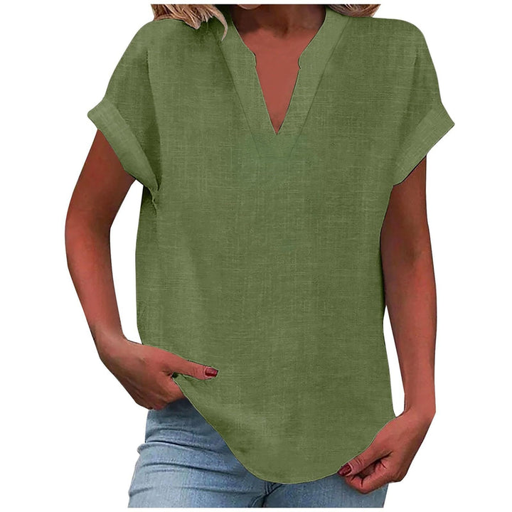 Duttini | Refined Relaxed V-Neck Blouse with a Timeless Finish