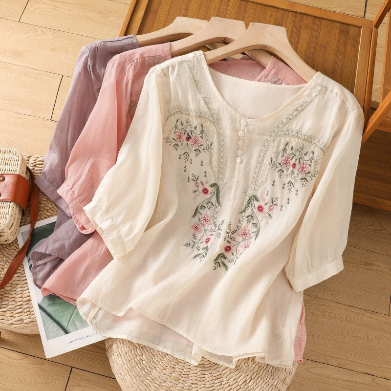 Duttini | Sculpted Floral Relaxed Blouse Made to Turn Heads
