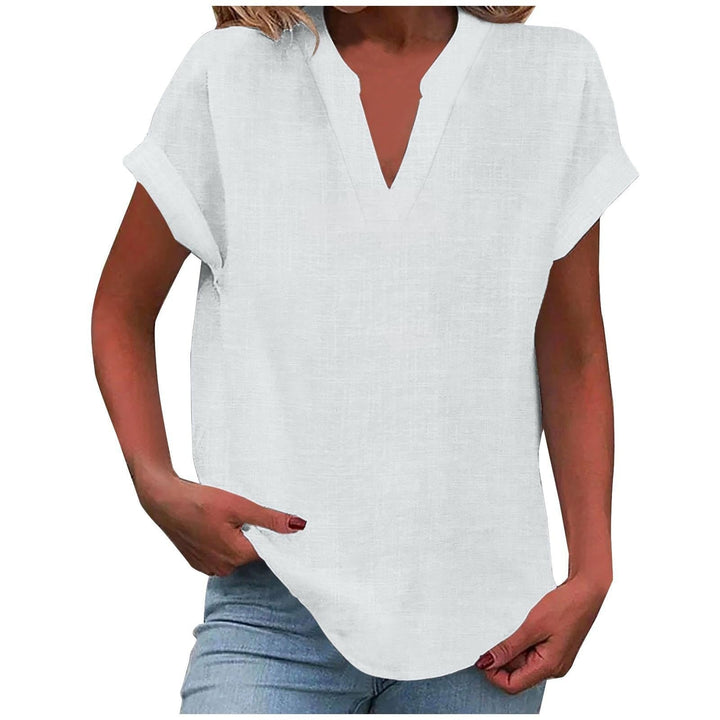 Duttini | Refined Relaxed V-Neck Blouse with a Timeless Finish