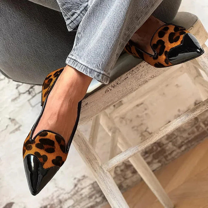 Duttini | Premium Animal Print Pointed Toe for Walking in Comfort