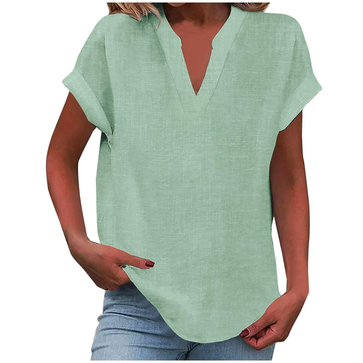 Duttini | Refined Relaxed V-Neck Blouse with a Timeless Finish