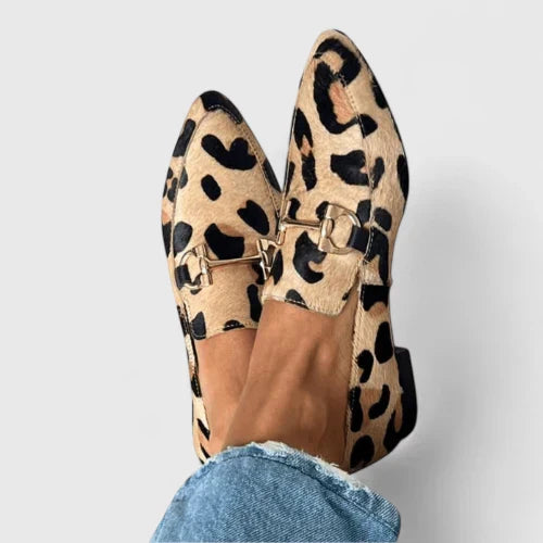 Duttini | Lightweight Patterned Pointed Slip-On with Cushioned Support