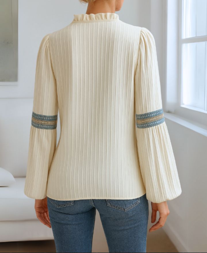 Duttini | Vintage V-Neck Blouse with a Flattering Silhouette