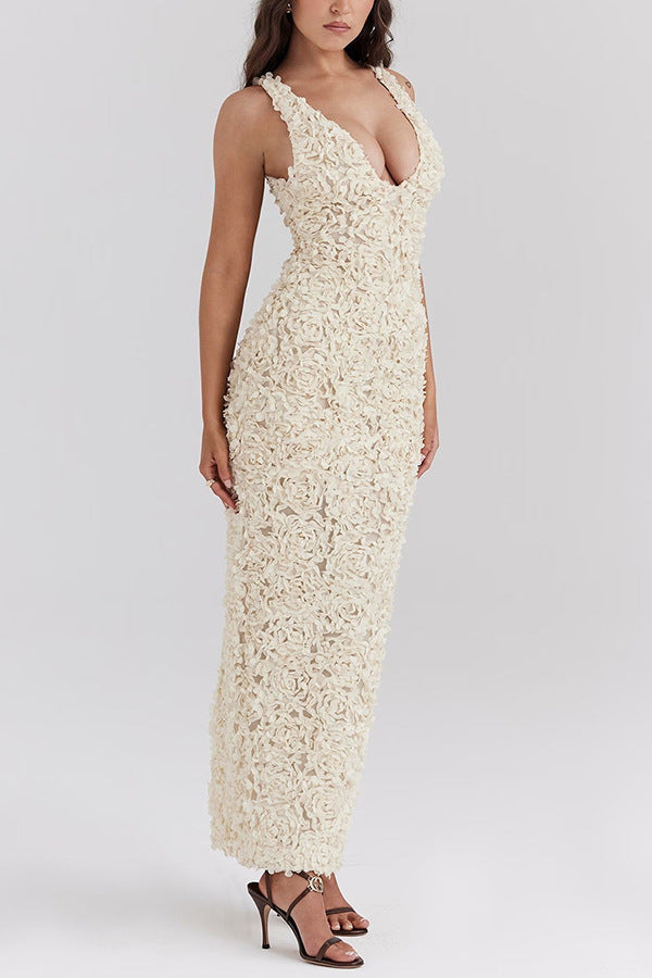 Duttini | Textured Floral Deep Plunge Gown