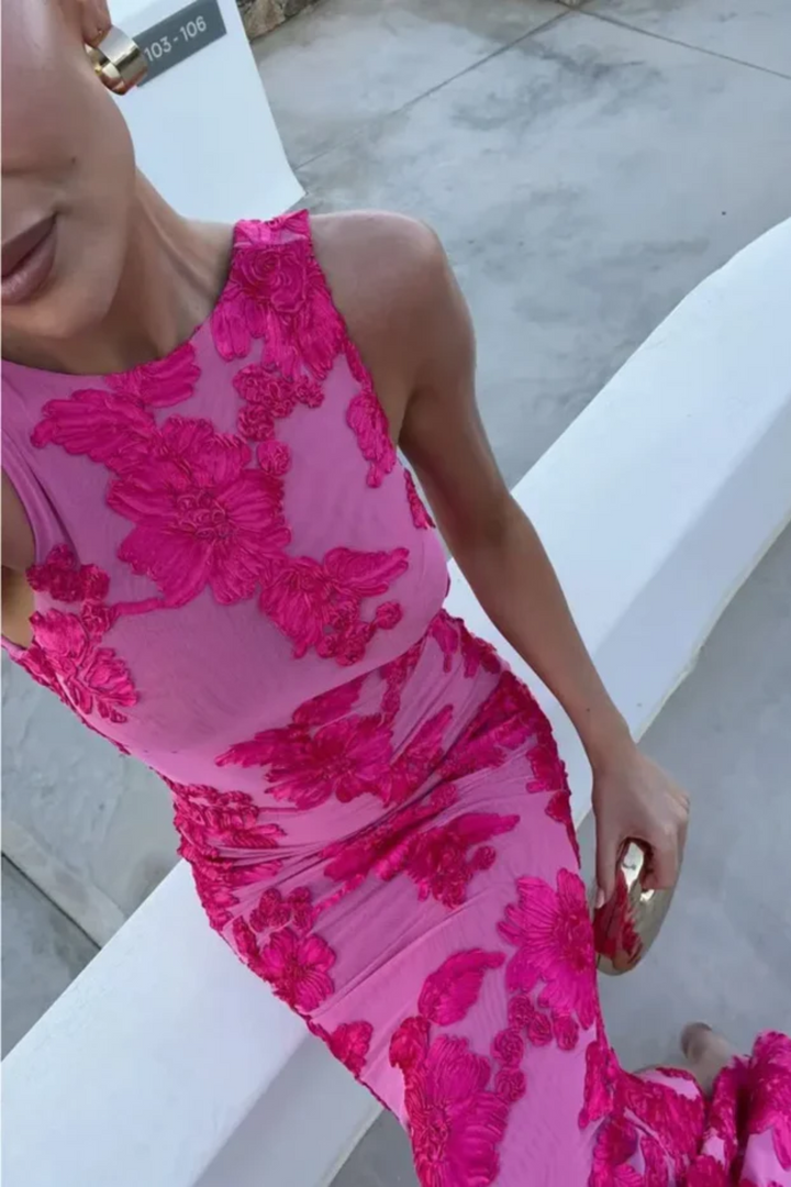 Duttini | Fuchsia Applique Sleeveless Column Dress