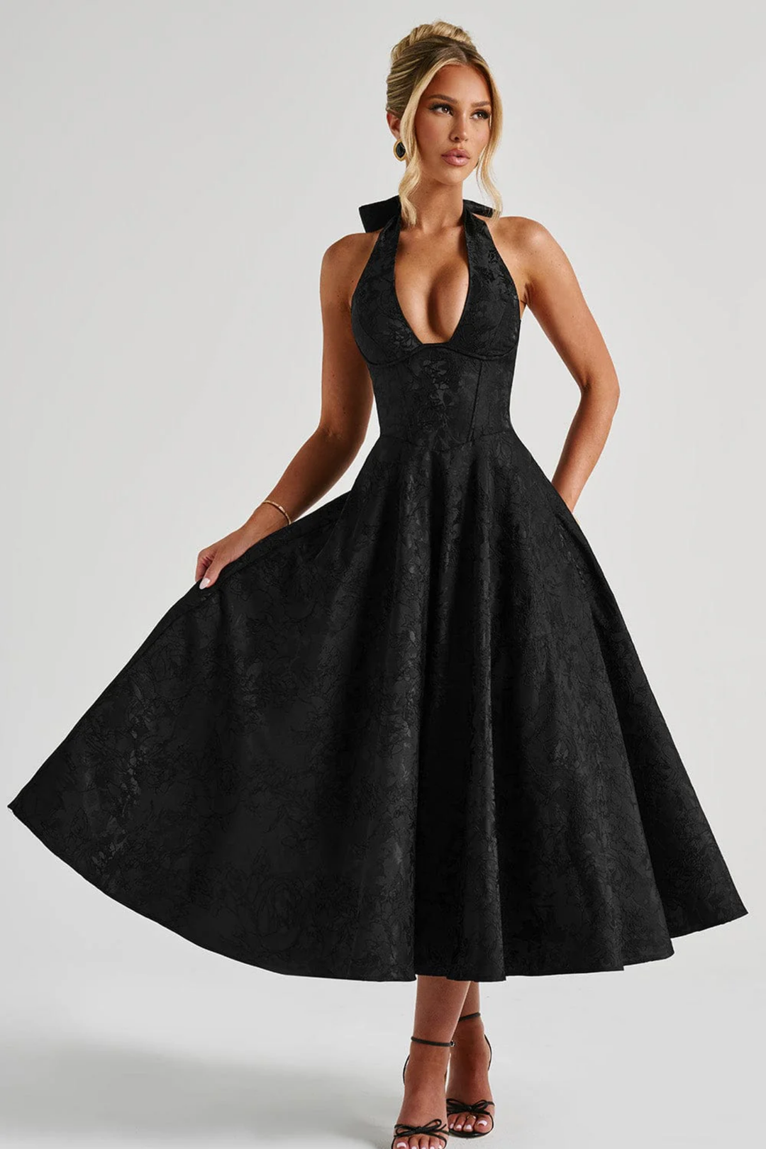 Duttini | Bow Halterneck Midi Evening Dress