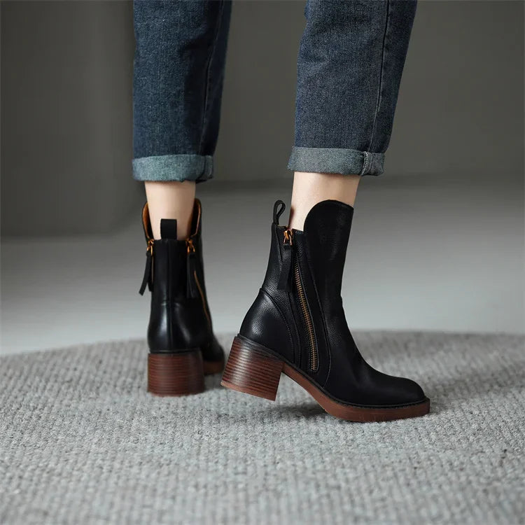 Duttini | Supportive Tassel Accent Chunky Sole Ankle Boots