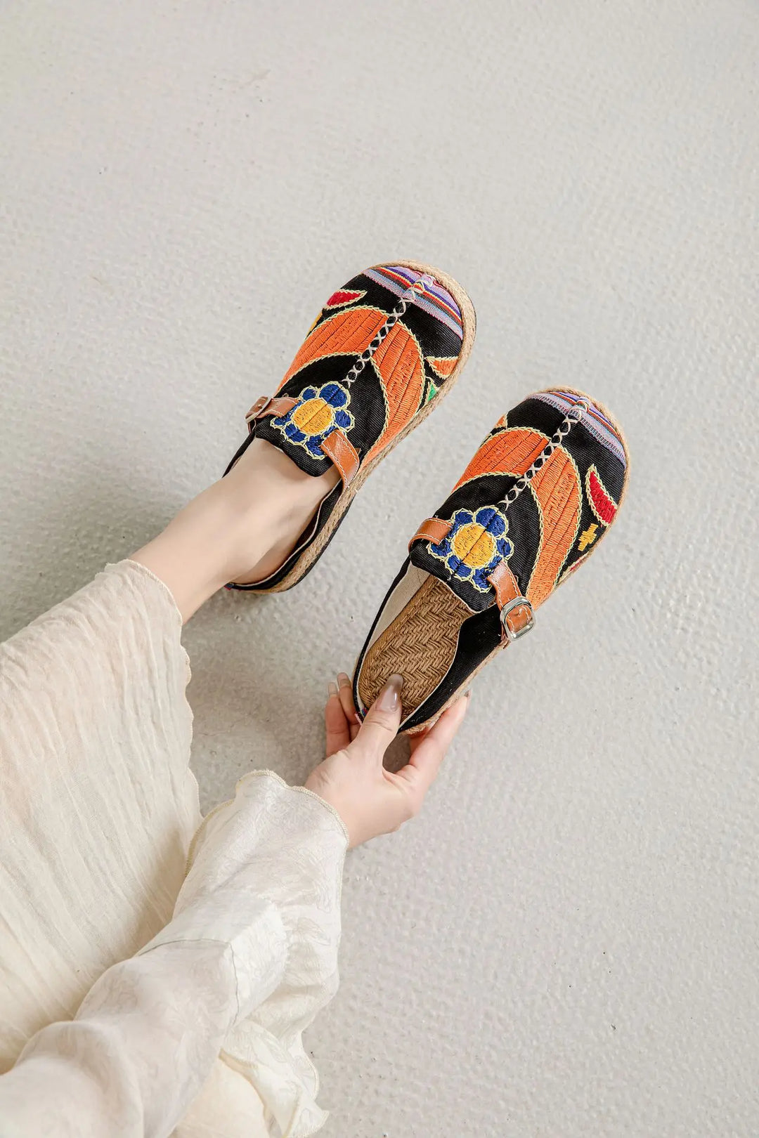 Duttini | Woven Slip-Ons