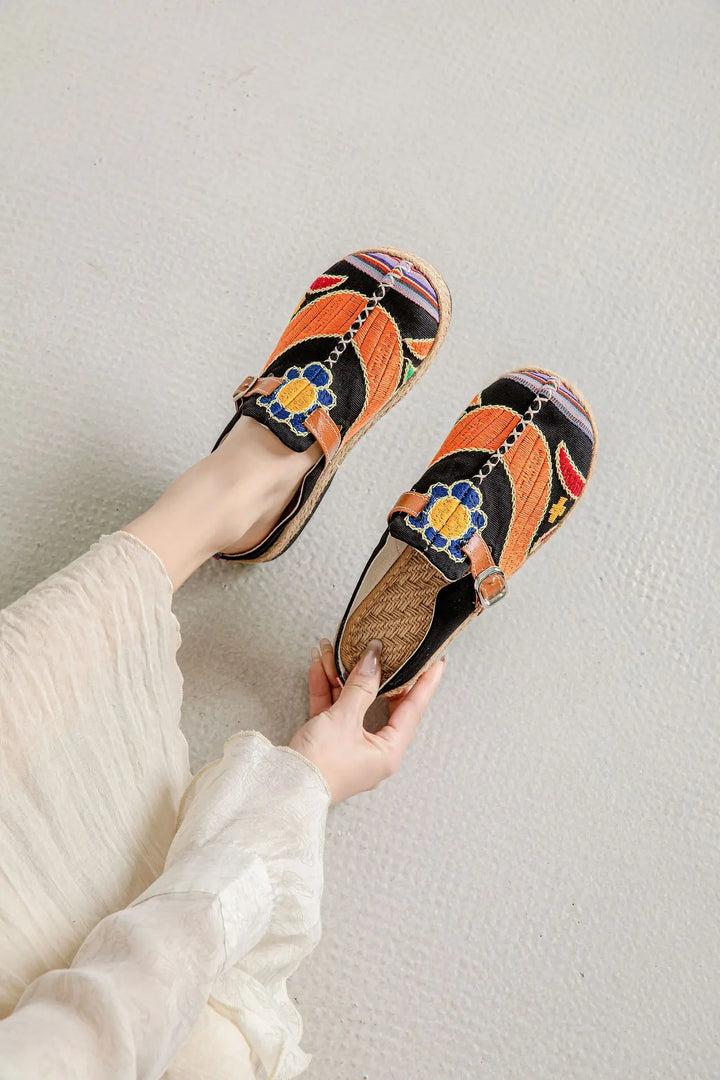 Duttini | Woven Slip-Ons