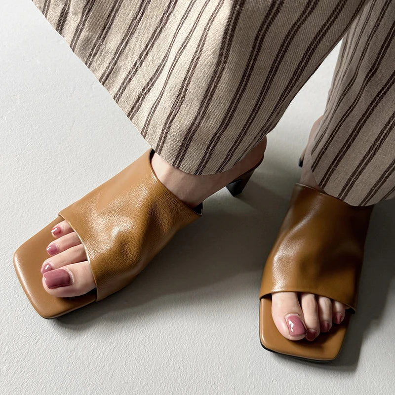 Duttini | Red Leather Heeled Mules