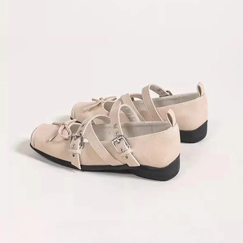 Duttini | Strapped Flats