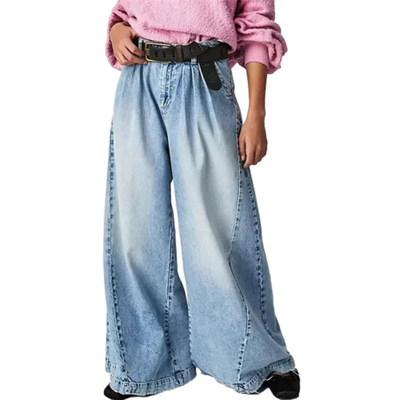 Duttini | Pleated Wide-Leg Jeans