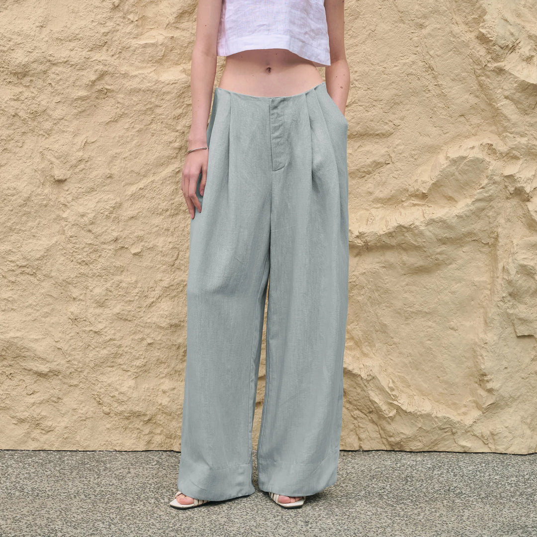 Duttini | Pleated Wide Leg Linen Pant for Women in Natural
