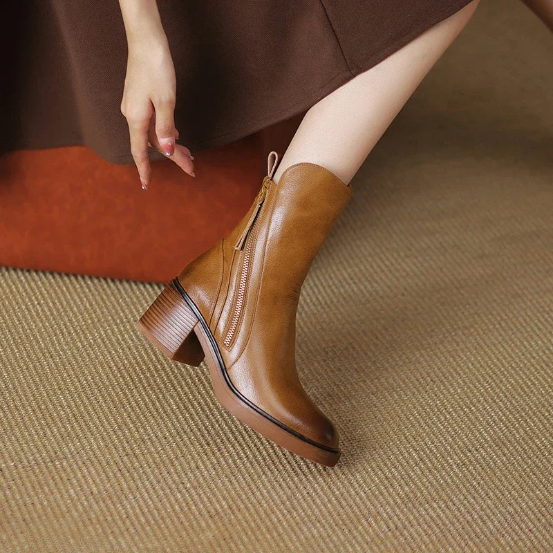 Duttini | Supportive Tassel Accent Chunky Sole Ankle Boots