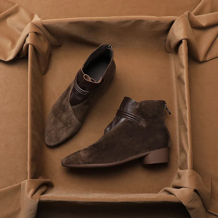 Duttini | Italian Crest Suede Boots