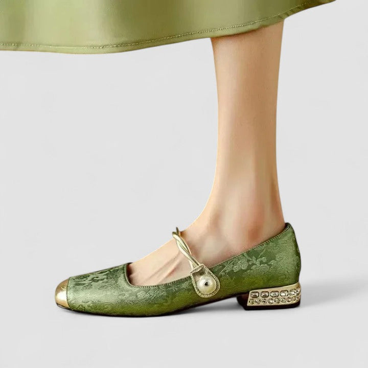 Duttini | Lightweight Metallic Accents with a Comfort Fit