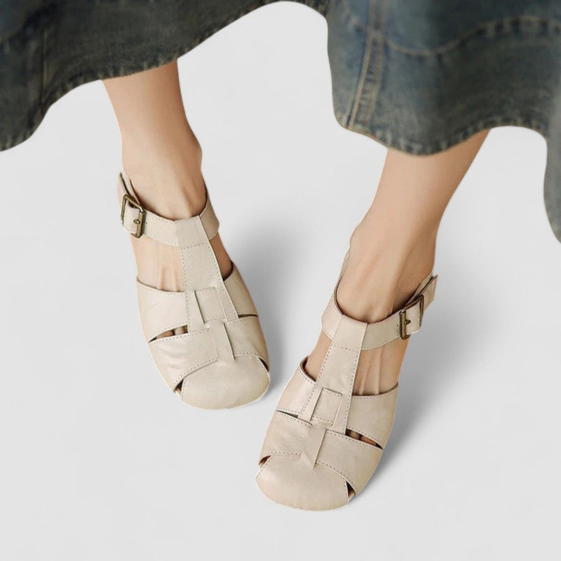 Duttini | Supportive Closed Toe with a Comfort Fit