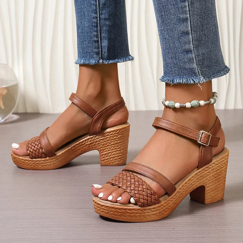 Duttini | Lightweight Woven Platform Sandals with a Comfort Fit