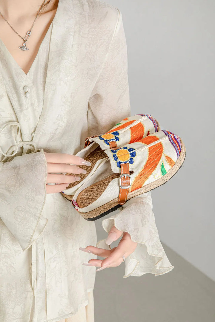 Duttini | Woven Slip-Ons