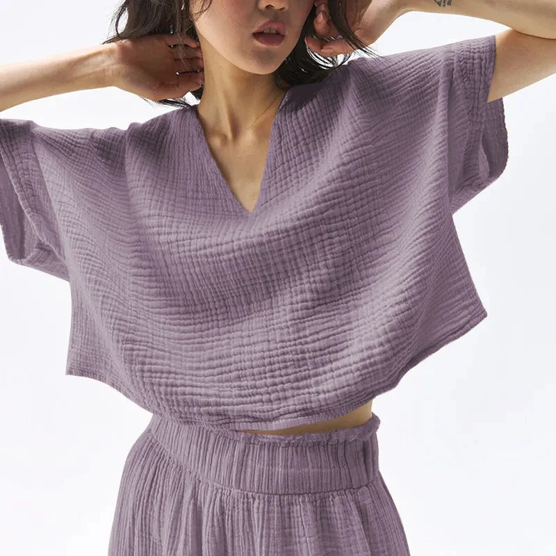 Duttini | V-Neck Crop Tee for Women in Gauze Fabric