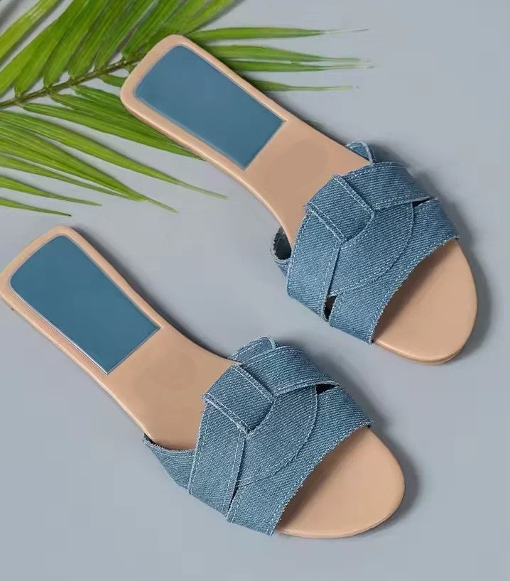 Duttini | Flat Buckle Sandals