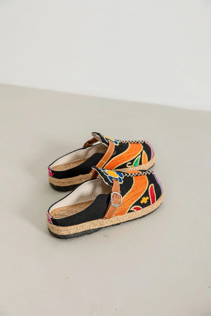 Duttini | Woven Slip-Ons