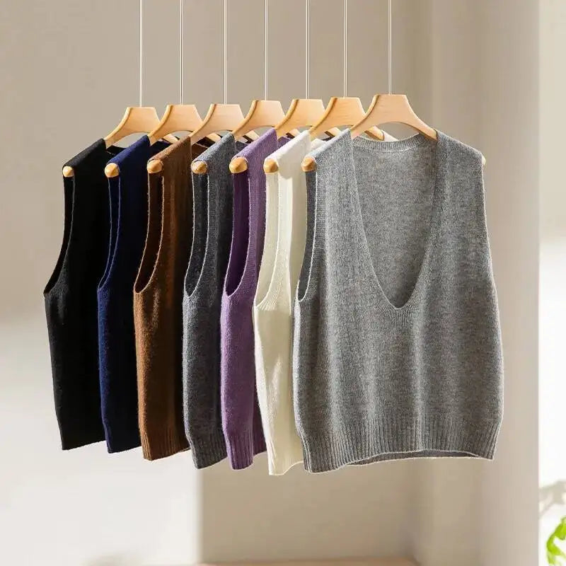 Duttini | Deep-V Wool Vest