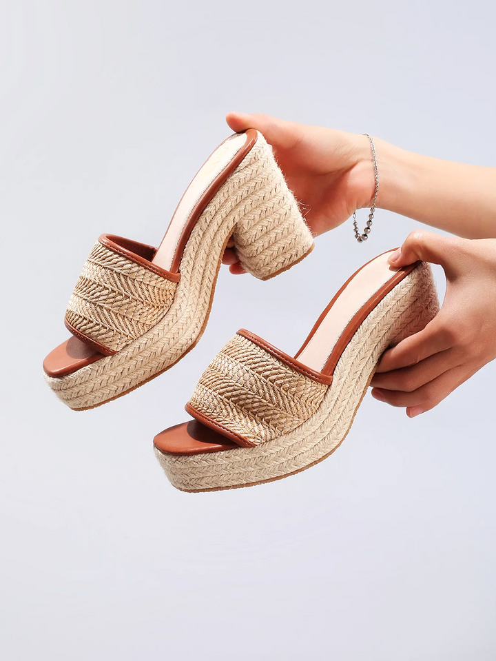 Duttini | Natural Woven Heels