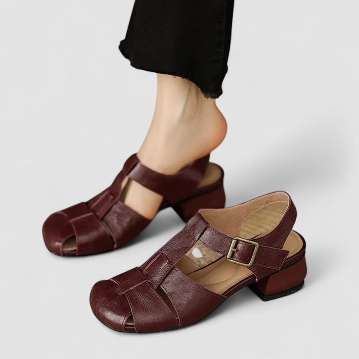 Duttini | Supportive Closed Toe with a Comfort Fit