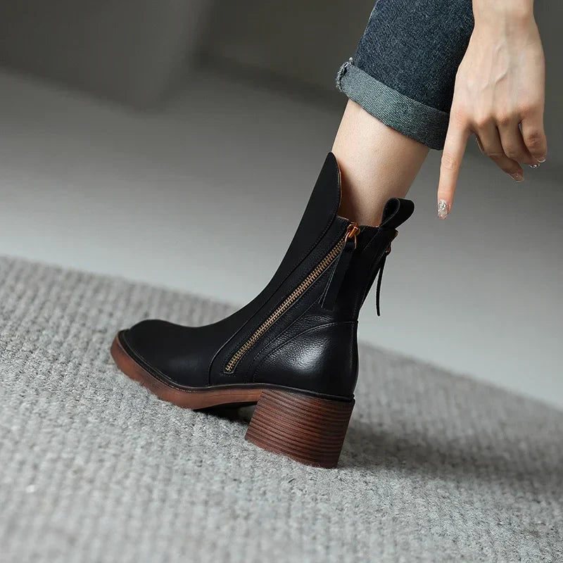 Duttini | Supportive Tassel Accent Chunky Sole Ankle Boots